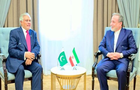 Deputy Prime Minister Ishaq Dar and Iranian Foreign Minister Seyyed Abbas Araghchi