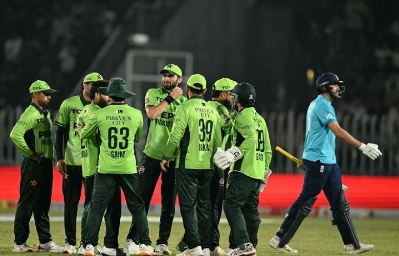 Arafat Minhas stars as Pakistan thrash England by 87 runs in ODI tri-series