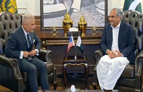 The US Assistant Secretary of State for South and Central Asian Affairs, Paul Kapur and Interior Minister Mohsin Naqvi in Islamabad