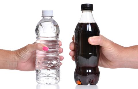 Having soft drinks to quench thirst this summer? Here&#039;s why water&#039;s better