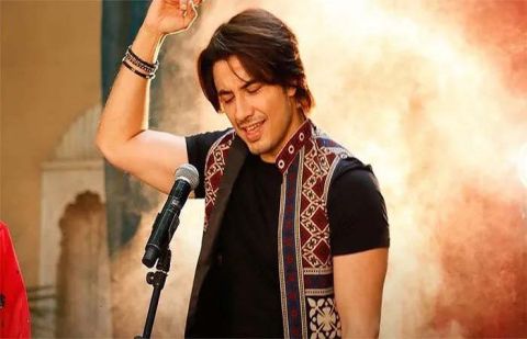  actor Ali Zafar has reignited excitement around his ongoing Roshni creative contest