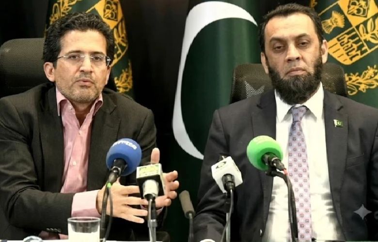 Information Minister Attaullah Tarar, Malik and Petroleum Minister Ali Pervaiz Malik